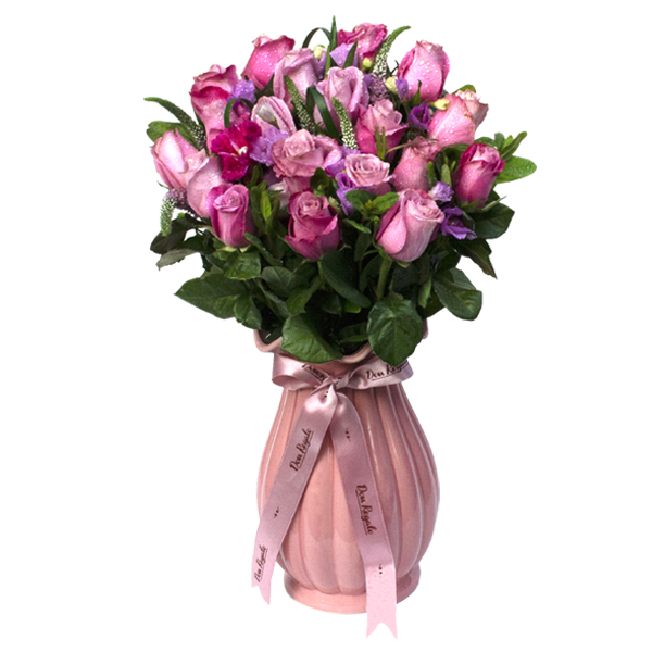 Elegante Florero de Rosas Lilas